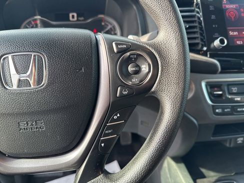 Used 2023 Honda Ridgeline Sport image 17
