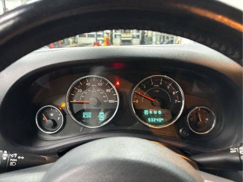 Used 2016 Jeep Wrangler Unlimited Sport w/ Quick Order Package 24S image 11