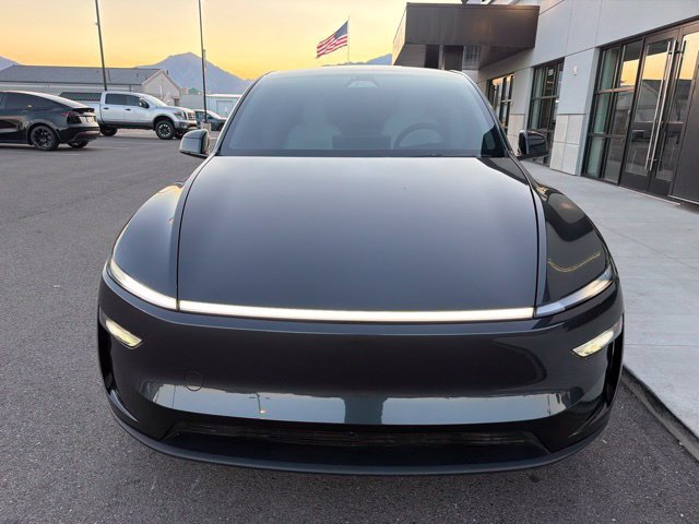 Used 2026 Tesla Model Y Long Range AWD/4WD image 2