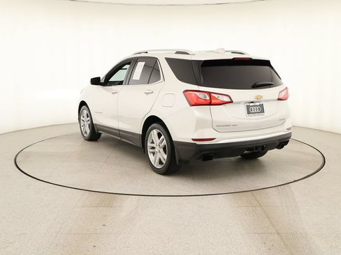 Used 2020 Chevrolet Equinox Premier FWD image 3