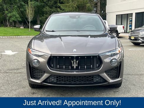 Used 2023 Maserati Levante Modena AWD/4WD image 2