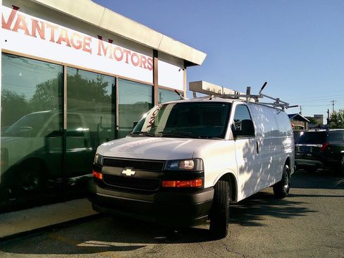 Used 2020 Chevrolet Express 2500 w/ Driver Convenience Package image 1