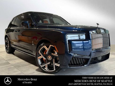 Used 2025 Rolls-Royce Cullinan Black Badge w/ Leather Finishing Pack AWD/4WD image 1