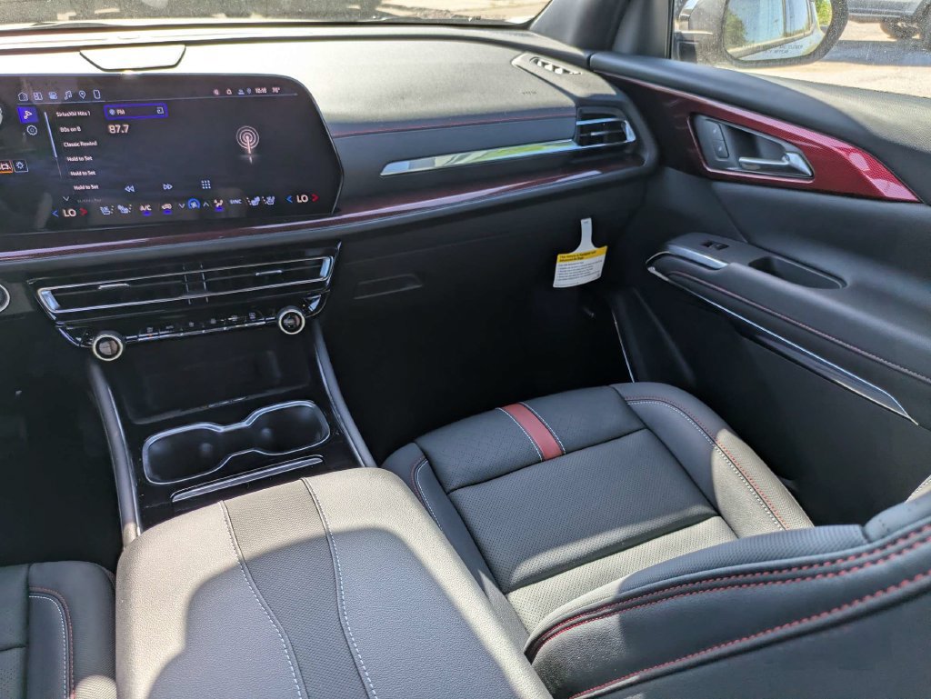 New 2026 Chevrolet Traverse RS FWD image 19
