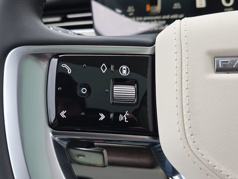 New 2026 Land Rover Range Rover SE AWD/4WD image 17