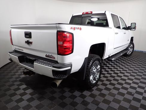 Used 2017 Chevrolet Silverado 2500 High Country w/ Duramax Plus Package AWD/4WD image 19