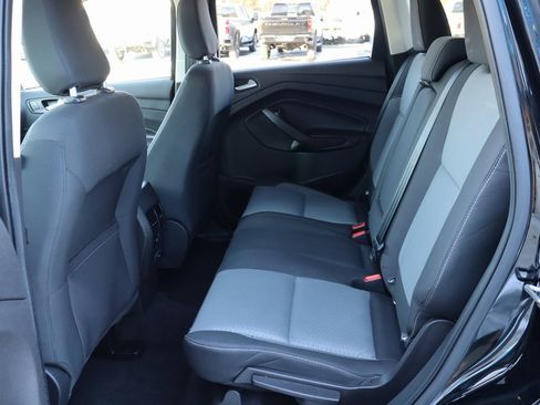 Used 2018 Ford Escape SE w/ SE Sync 3 Package image 17