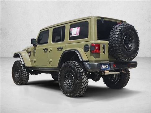 Used 2025 Jeep Wrangler Unlimited Rubicon 392 AWD/4WD image 8