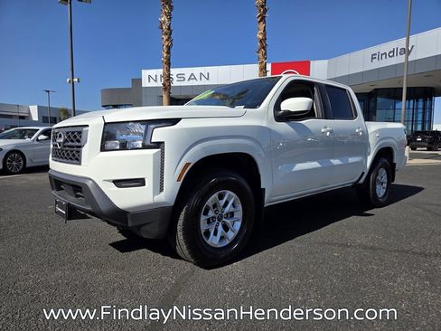 Used 2024 Nissan Frontier SV w/ Technology Package AWD/4WD image 2
