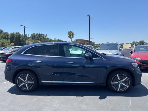Used 2024 Mercedes-Benz EQE 350+ SUV image 4