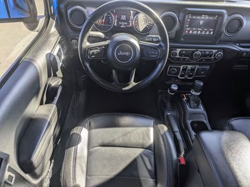 Used 2022 Jeep Gladiator Sport image 12