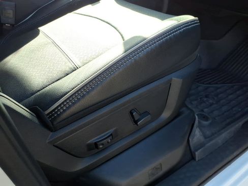 Used 2024 RAM 2500 Laramie w/ Night Edition image 6