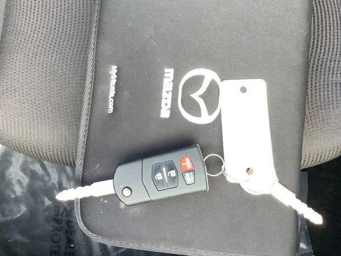 Used 2009 MAZDA MX-5 Miata Sport image 36