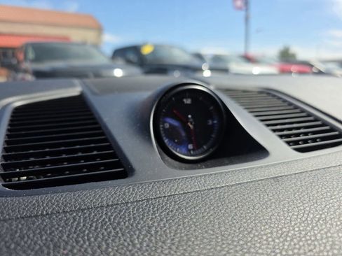 Used 2020 Porsche Cayenne image 23