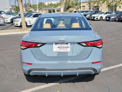 New 2025 Nissan Sentra SV w/ SV Premium Package image 17