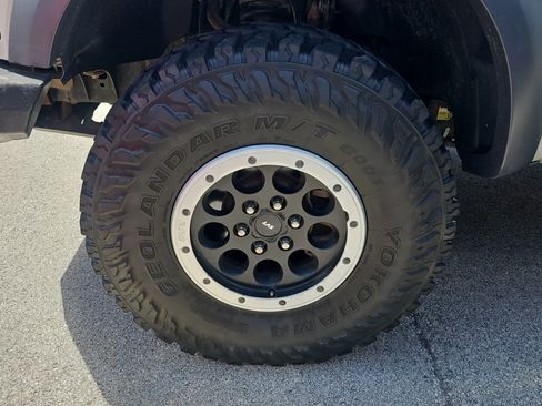 Used 2014 Ford F150 Raptor w/ Equipment Group 801A Luxury AWD/4WD image 9