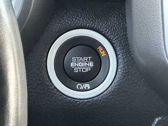 Used 2021 RAM 1500 Big Horn AWD/4WD image 3