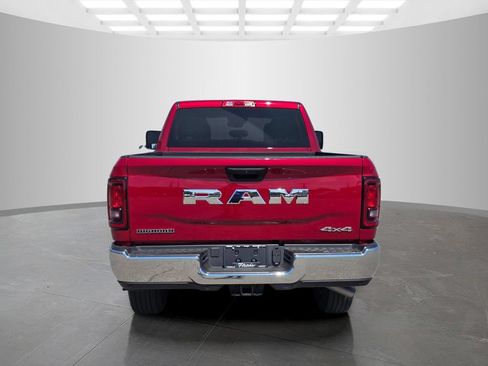 Used 2026 RAM 2500 Big Horn AWD/4WD image 7