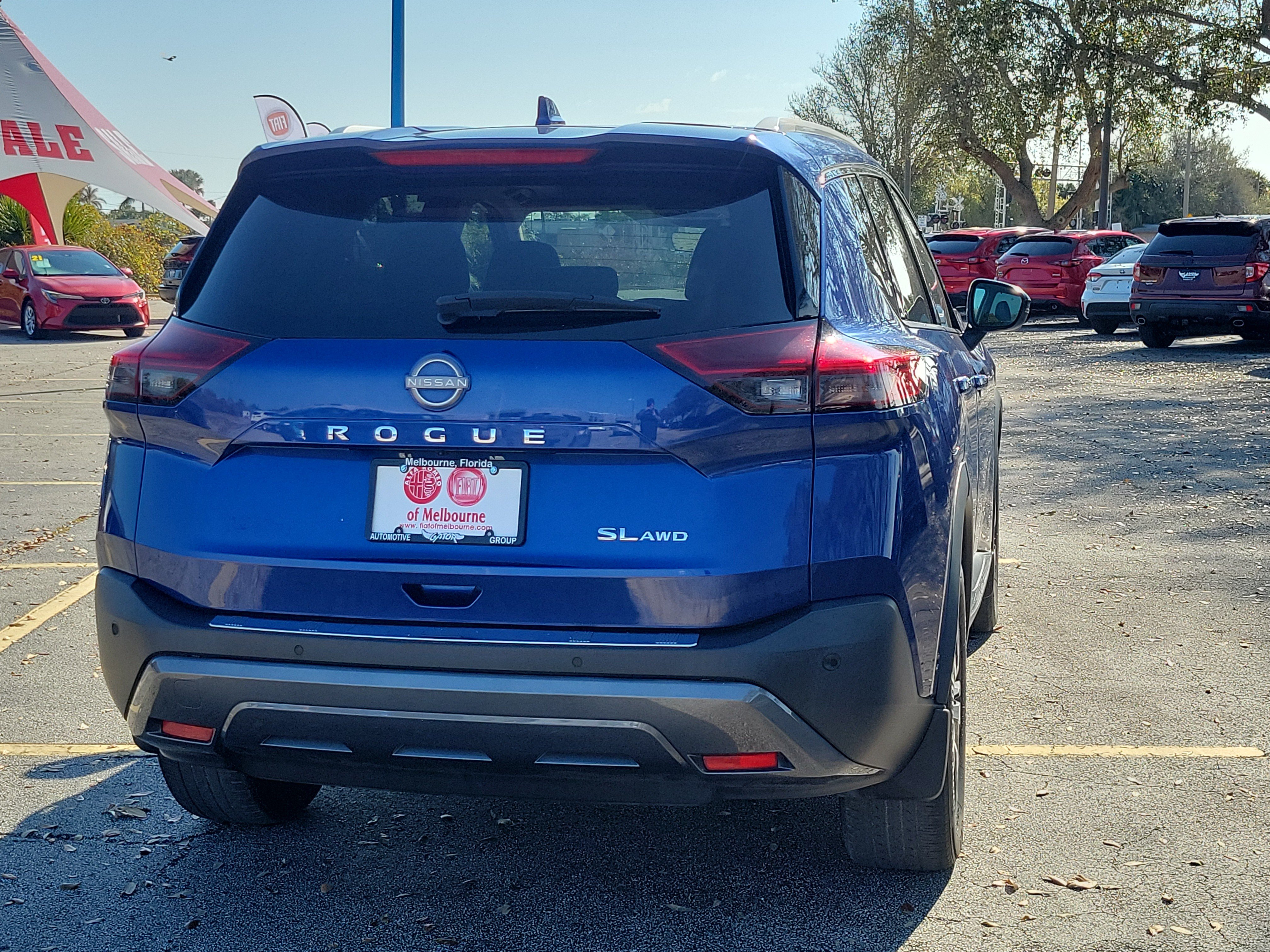 Used 2023 Nissan Rogue SL w/ SL Premium Package AWD/4WD image 4