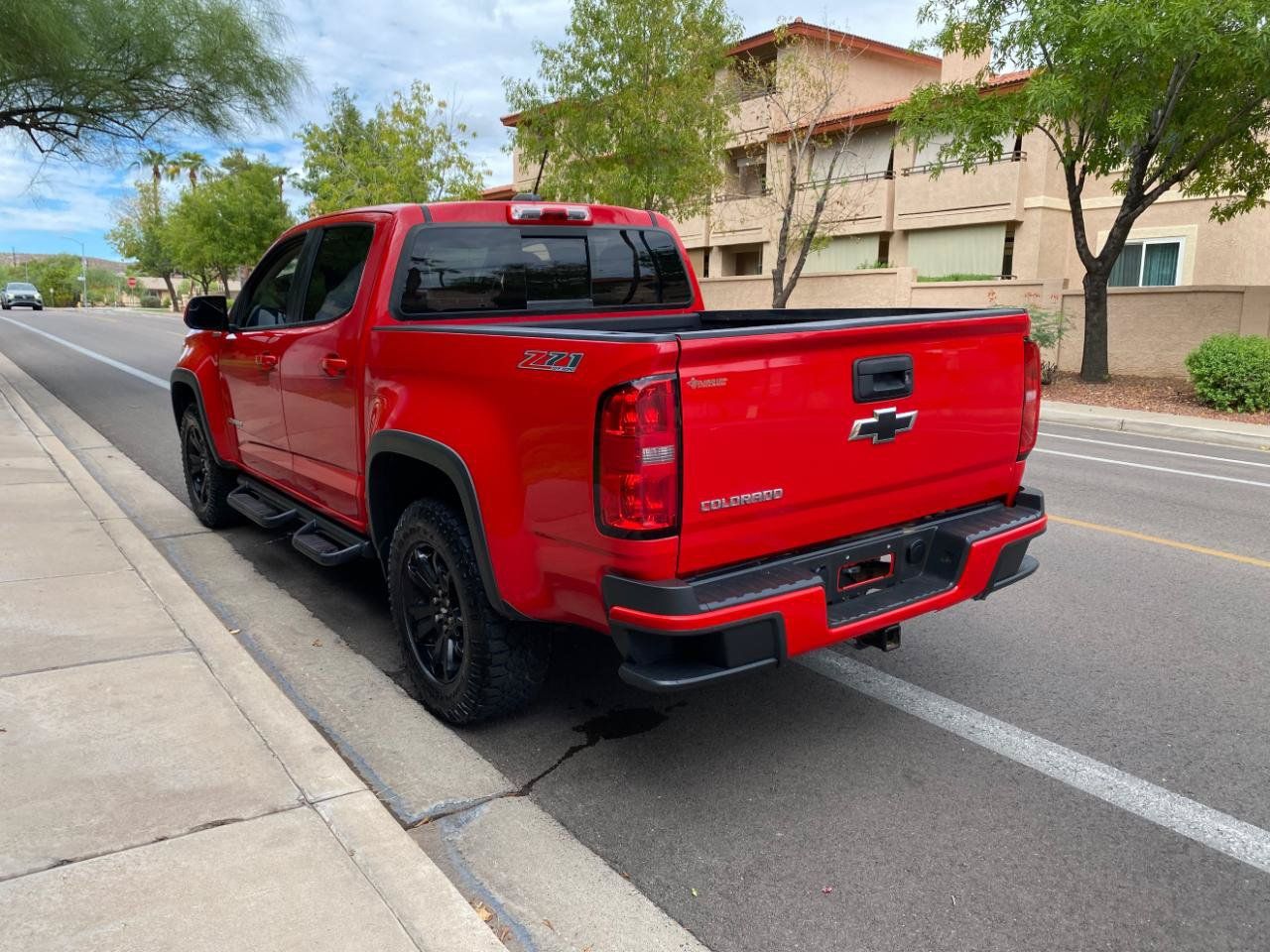 Used 2017 Chevrolet Colorado Z71 AWD/4WD image 12