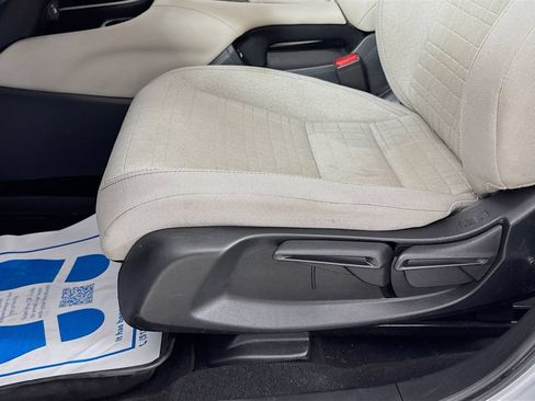 Certified 2023 Honda HR-V LX image 23
