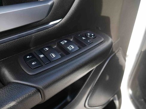 Used 2024 RAM 1500 Big Horn image 29