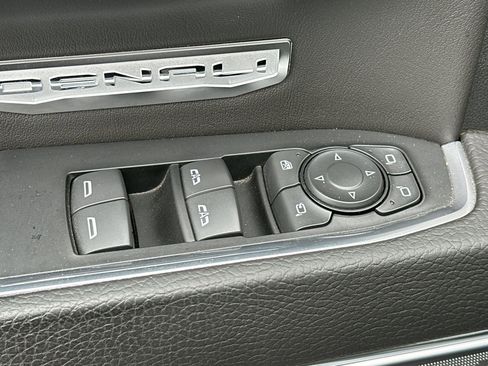 Used 2024 GMC Sierra 1500 Denali w/ Technology Package image 11