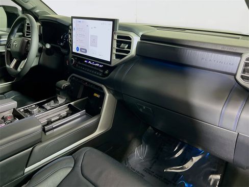 Certified 2024 Toyota Sequoia Platinum image 27