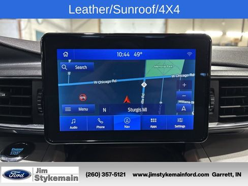 Used 2023 Ford Explorer XLT AWD/4WD image 31