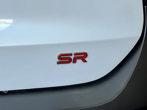 New 2026 Nissan Kicks SR w/ SR Premium Package FWD image 25