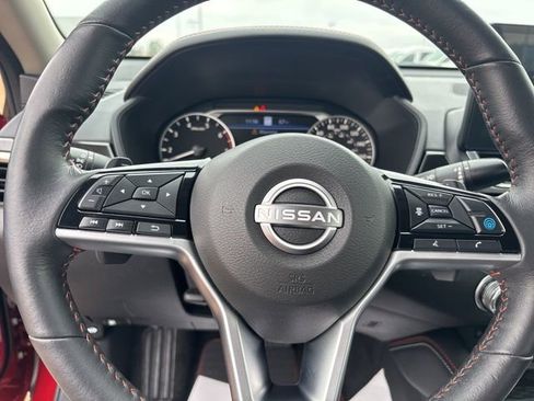 Certified 2024 Nissan Altima 2.0 SR image 13