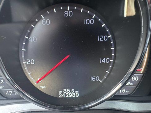 Used 2015 Volvo XC70 T6 image 14