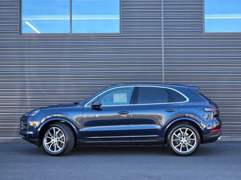 New 2026 Porsche Cayenne AWD/4WD image 2