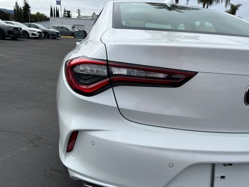 Certified 2025 Acura TLX w/ Technology Package image 10