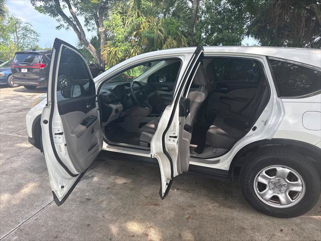 Used 2013 Honda CR-V LX image 13