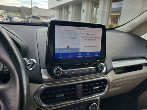 Used 2020 Ford EcoSport SE w/ SE Convenience Package image 19