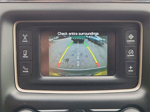 Used 2017 Jeep Grand Cherokee Limited image 14