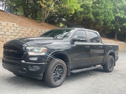Used 2019 RAM 1500 Laramie RWD image 1
