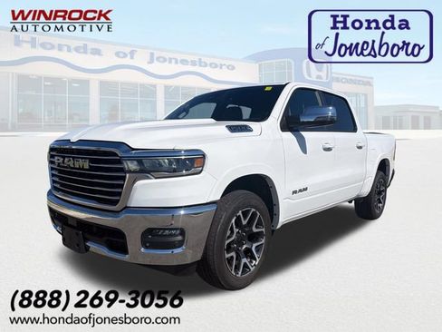 Used 2025 RAM 1500 Laramie AWD/4WD image 1