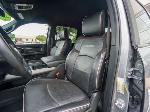 Used 2023 RAM 3500 Laramie image 17