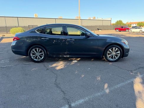 Used 2011 INFINITI M37 w/ Premium Pkg image 12