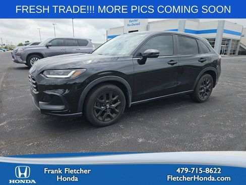 Used 2024 Honda HR-V Sport image 1