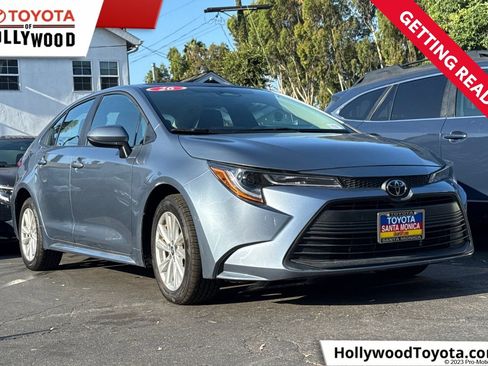Used 2026 Toyota Corolla LE w/ LE Premium Package FWD image 1