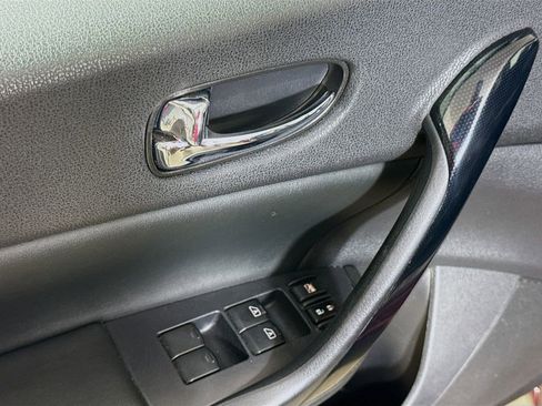 Used 2011 Nissan Maxima 3.5 SV w/ Monitor Pkg image 16