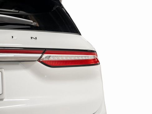 Used 2025 Lincoln Corsair Grand Touring w/ Towing Package image 24