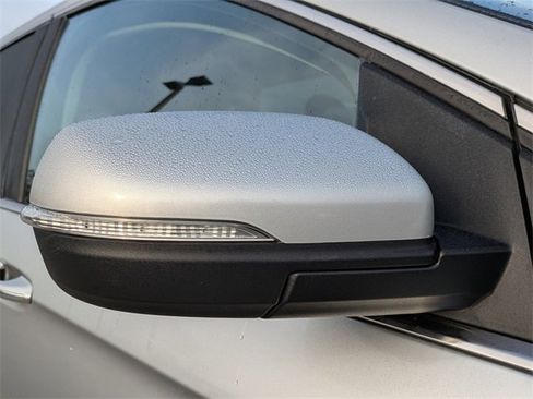 Used 2016 Ford Edge Titanium image 11