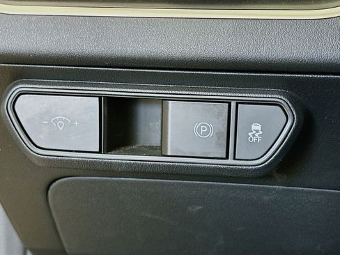Used 2025 Kia K4 FWD image 17