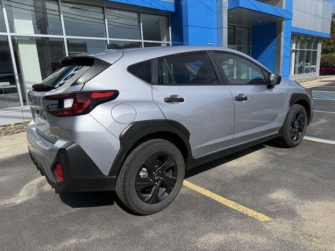 Used 2024 Subaru Crosstrek 2.0i image 5