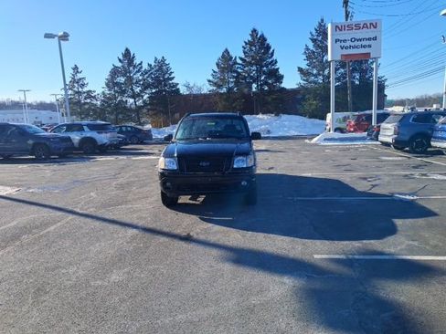 Used 2005 Ford Explorer Sport Trac XLT image 16