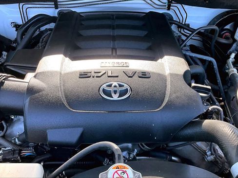 Used 2021 Toyota Tundra SR5 RWD image 32